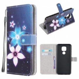 Lærdeksel Til Moto G9 Play Med Kjede Lunar Strap Blomster